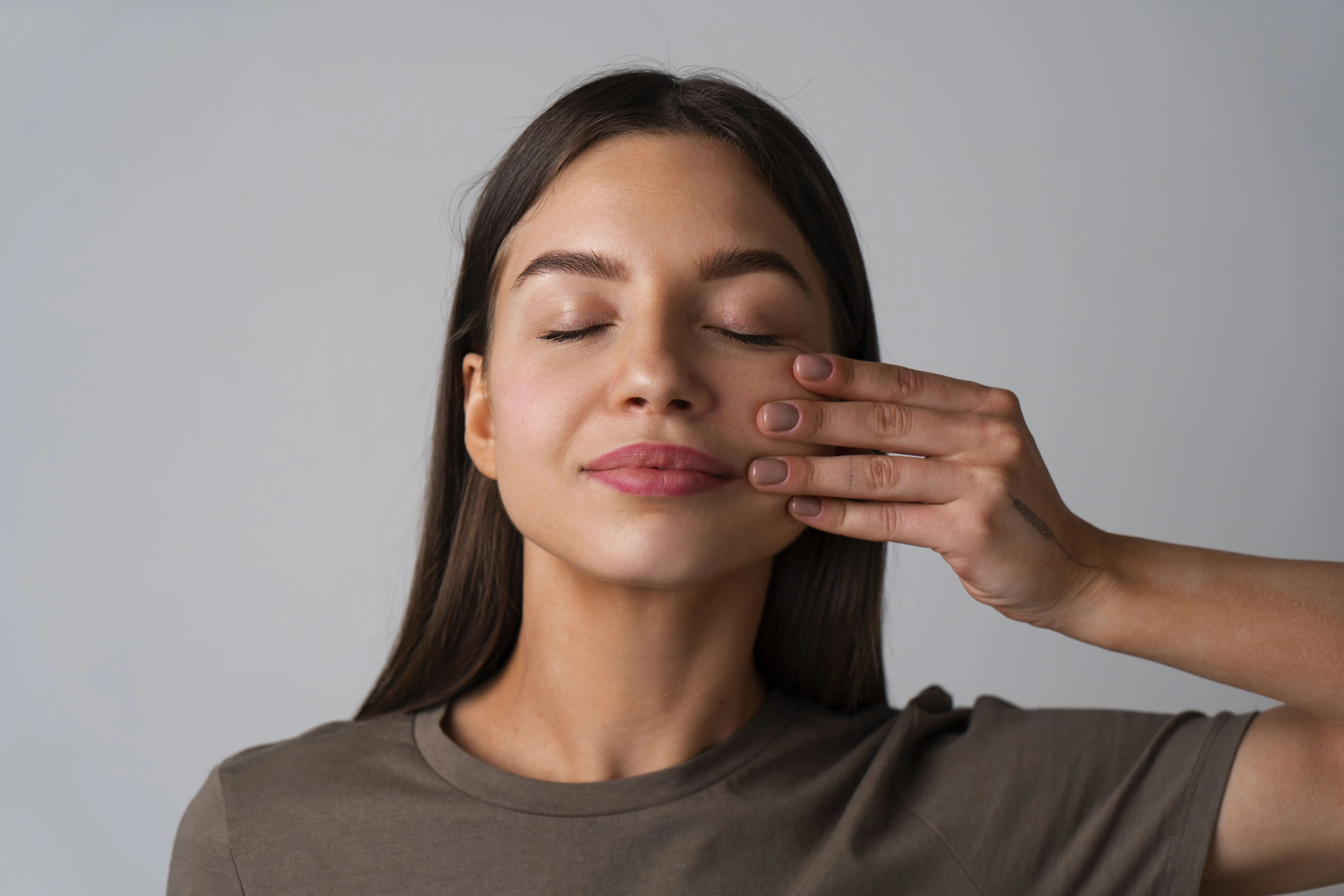 r&eacute;sultats apr&egrave;s pratique intensive des exercices du yoga du visage biom&eacute;canique