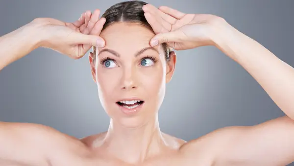 rajeunir le visage naturellement gr&acirc;ce au yoga du visage biom&eacute;canique