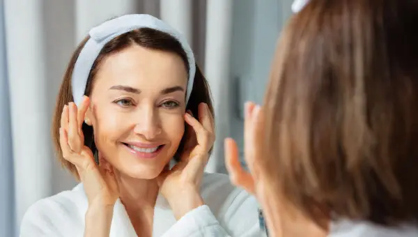 le face fitness peut accentuer le sillon nasog&eacute;nien 